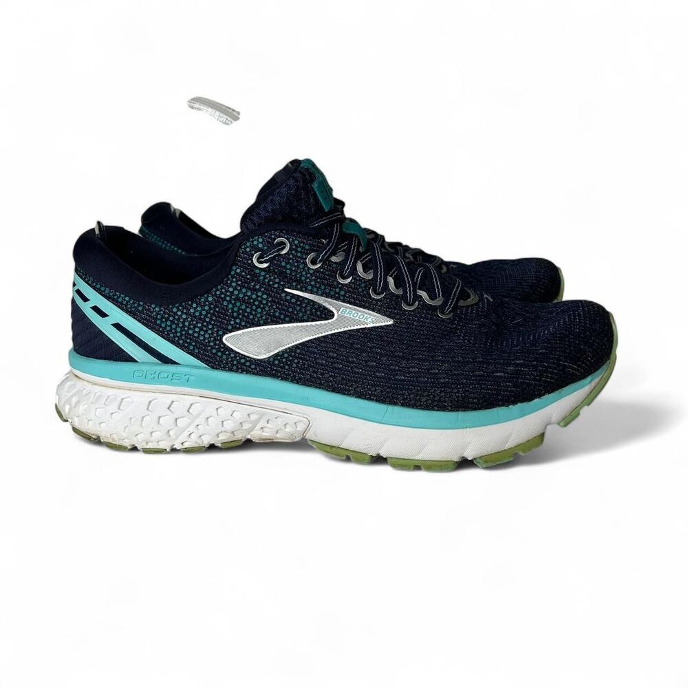 Blue and white Brooks Ghost 11 running shoes 7.5